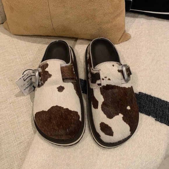 Limited edition Zara x Twojey collaboration. ULTRA RARE - Picture 2 of 2